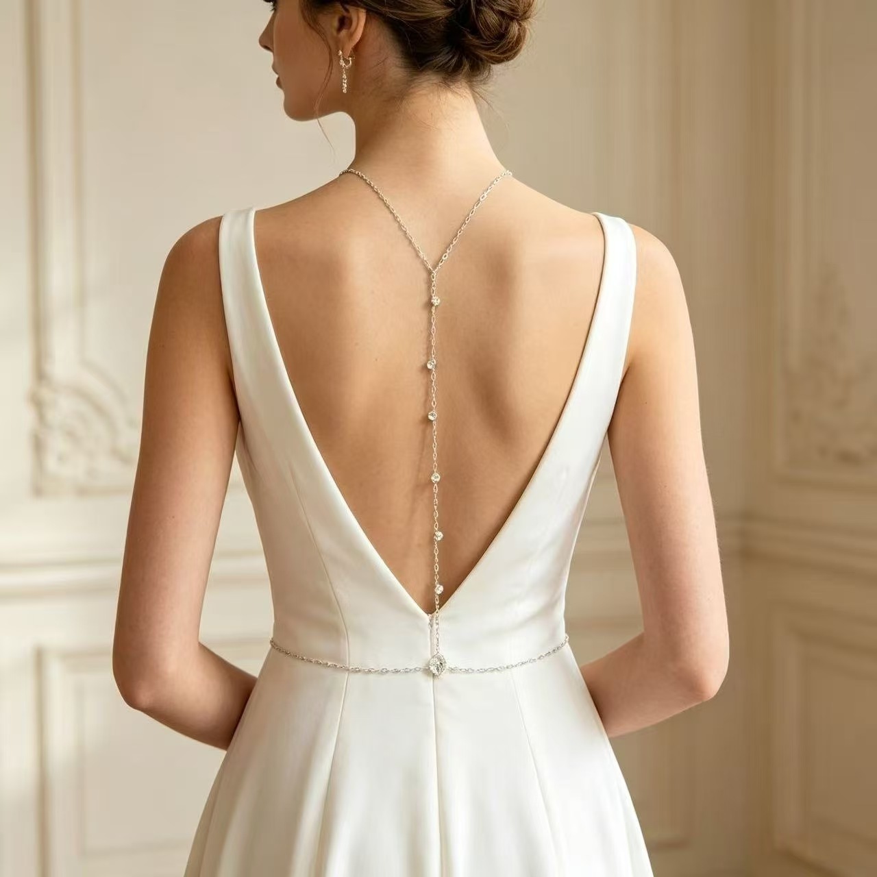 Body Jewelry Luxury - Elegant and graceful bridal back chain