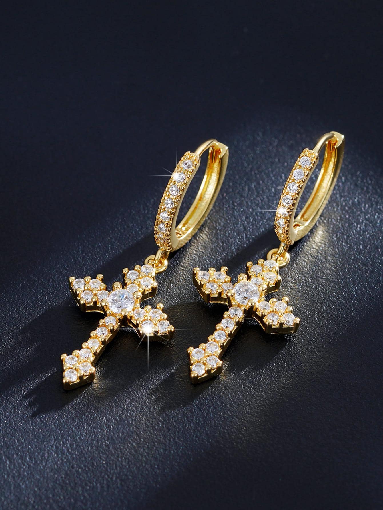 1 Pair Fashion Cubic Zirconia  - مراجعة Body Jewelry Etc وسعره