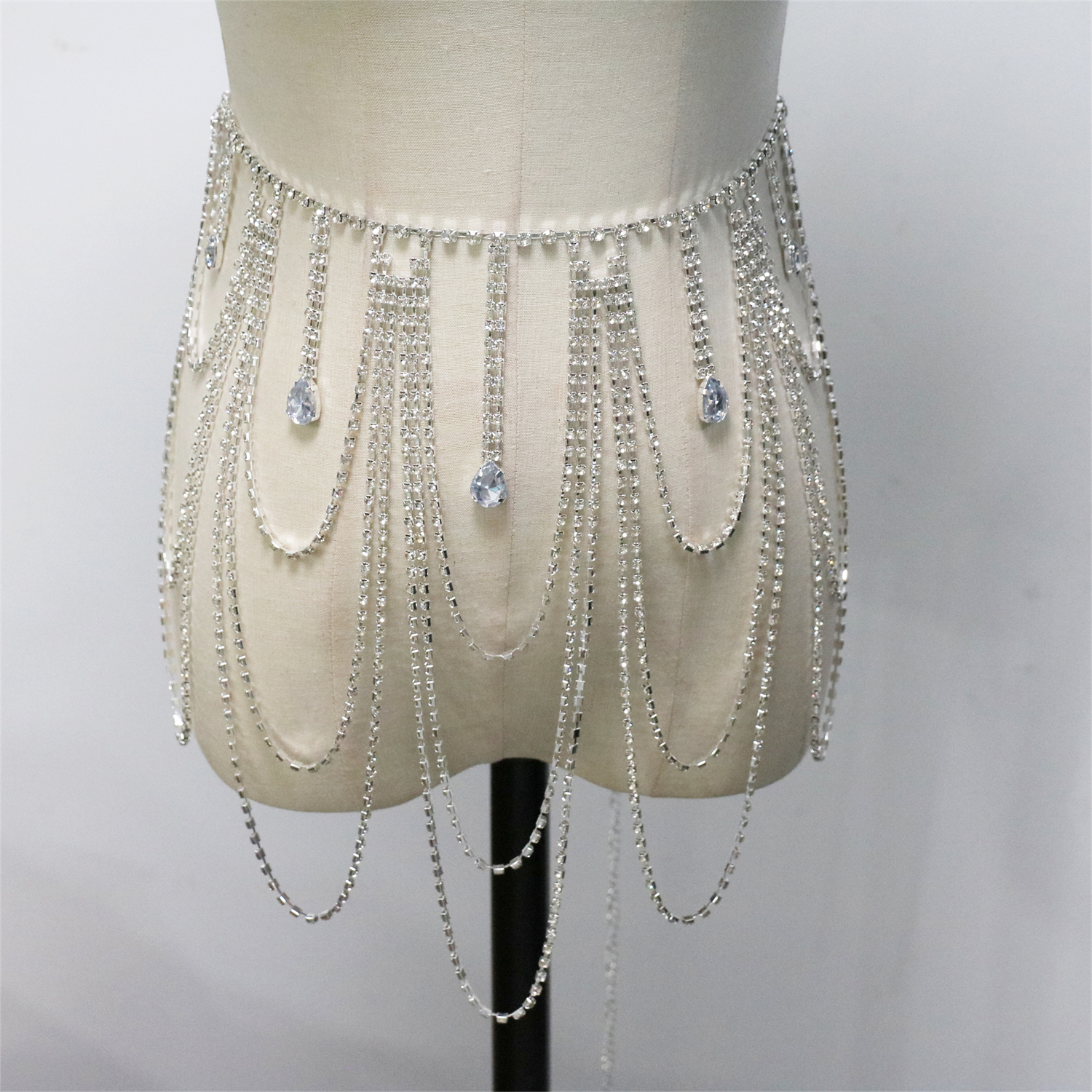 Personalized Multi layer Tasse - مراجعة Body Jewelry Luxury وسعره